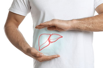 Un foie en dessin sur un t-shirt blanc.