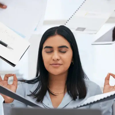 Femme qui gère son stress