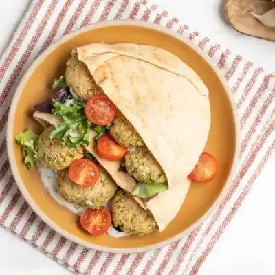 Pain plat et falafels