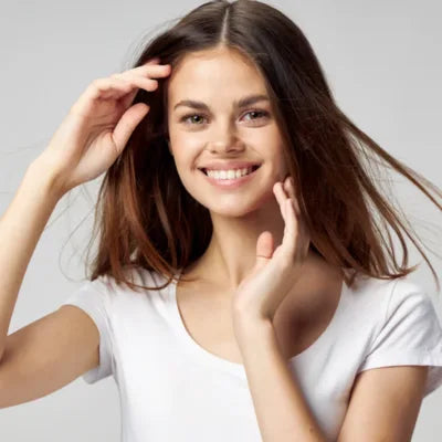 Femme souriant 
