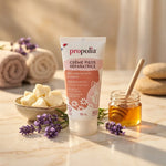 Crème pieds secs bio Propolia miel karité propolis sur marbre avec lavande