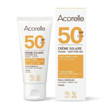 Crème solaire visage SPF50 bio Acorelle en tube et boîte sur fond blanc