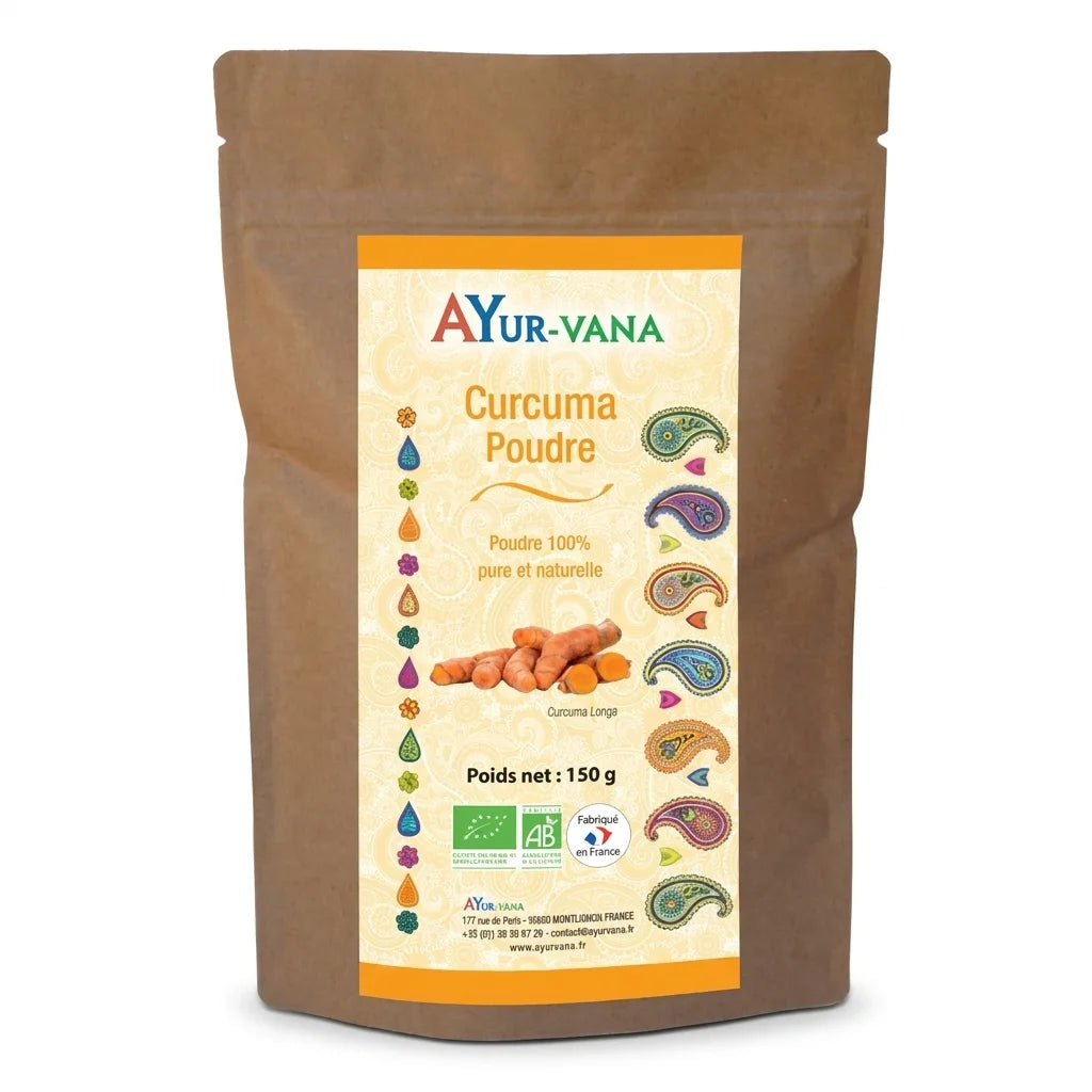 Curcuma bio en poudre Ayurvana dans son emballage kraft sur fond blanc