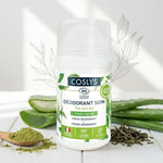 Déodorant bio Coslys roll-on blanc avec label vert, aloe vera et thé vert sur fond blanc