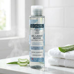Gel lavant neutre bio Coslys 100ml avec feuilles d'aloe vera et serviettes blanches