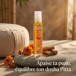 Huile de massage Pitta bio Ayurvana en flacon 100ml avec accessoires bien-être