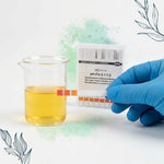 Bandelettes indicateurs pH-Fix en utilisation avec échelle colorée, test urine en laboratoire