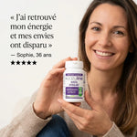 Femme tenant Kudzuline Bio gélules avec témoignage avis 5 étoiles, supplément bien-être naturel