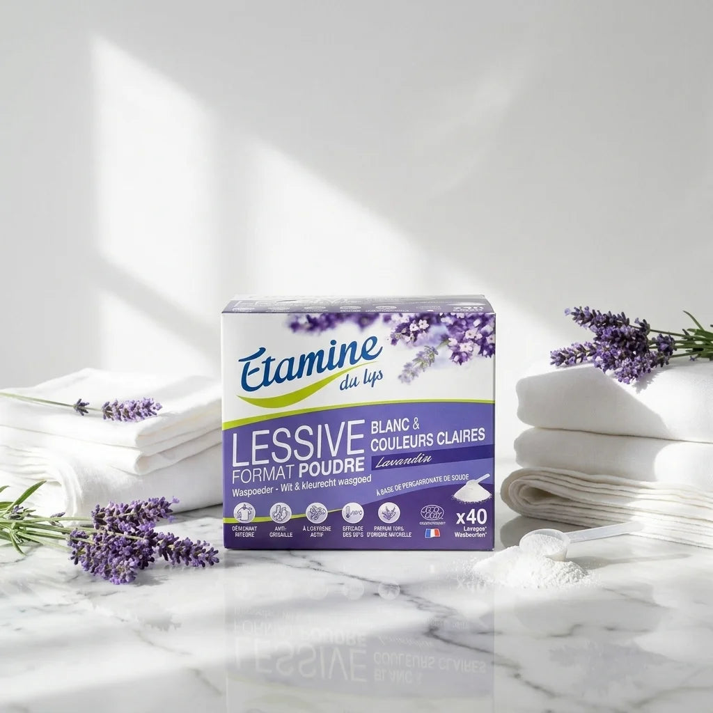 Lessive poudre Lavandin Etamine du Lys avec lavande fraîche et linges blancs