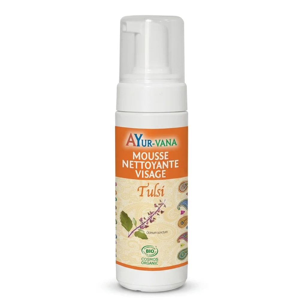 Mousse nettoyante Tulsi bio Ayurvana - Flacon blanc avec pompe, fond blanc