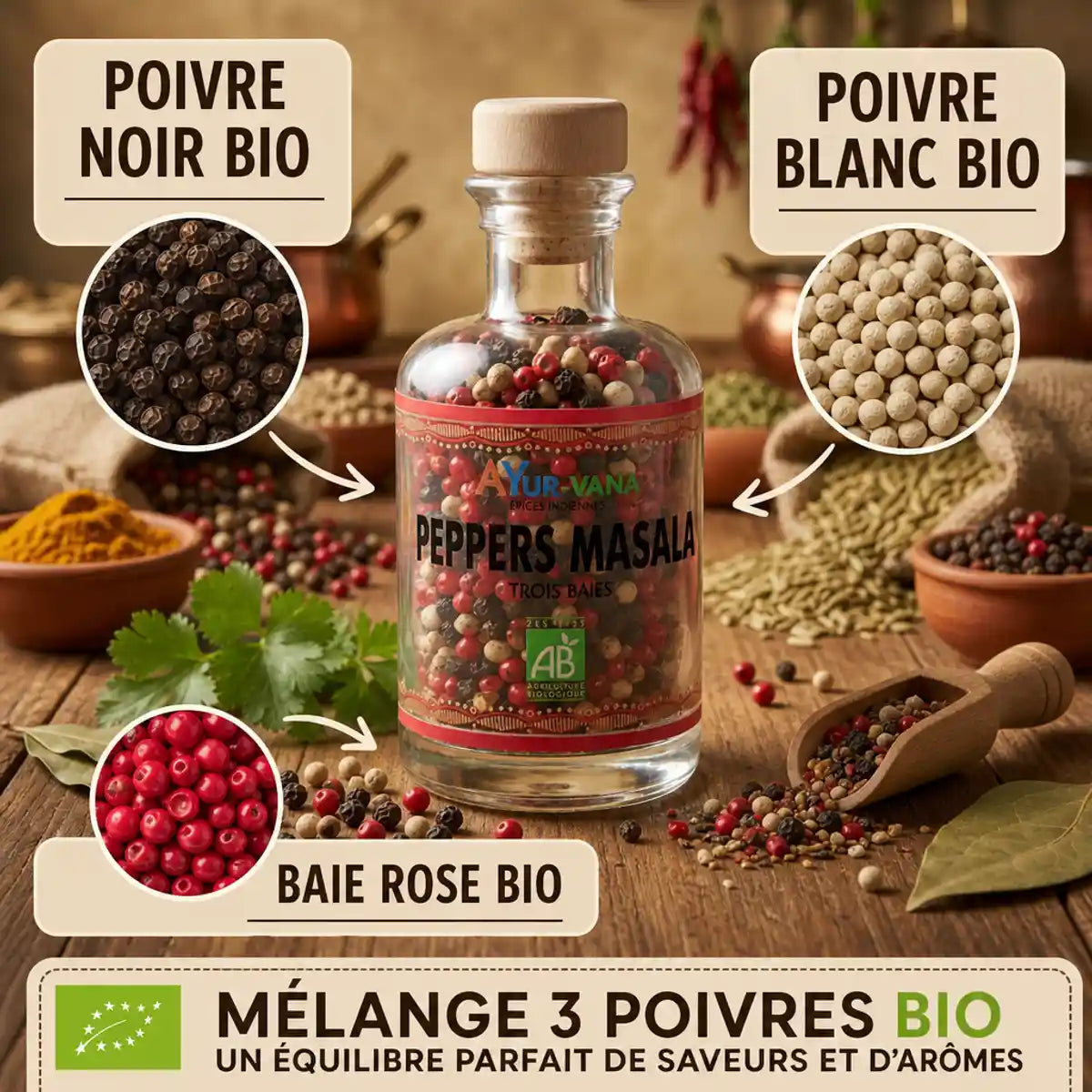 Peppers Masala bio Ayurvana avec poivre noir, blanc et baie rose sur fond bois naturel