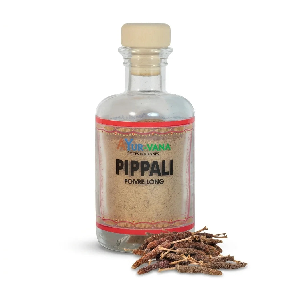 Pippali poudre de poivre long Ayurvana en bouteille verre avec étiquette rouge