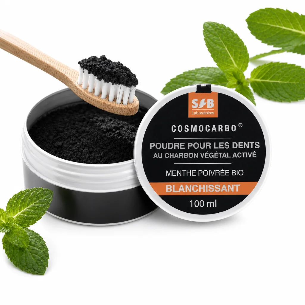 Poudre blanchissante SFB menthe poivrée avec applicateur en bois et feuilles de menthe fraîche