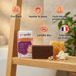Savon bio Propolia propolis miel karité certifié, étagère bois, bénéfices affichés