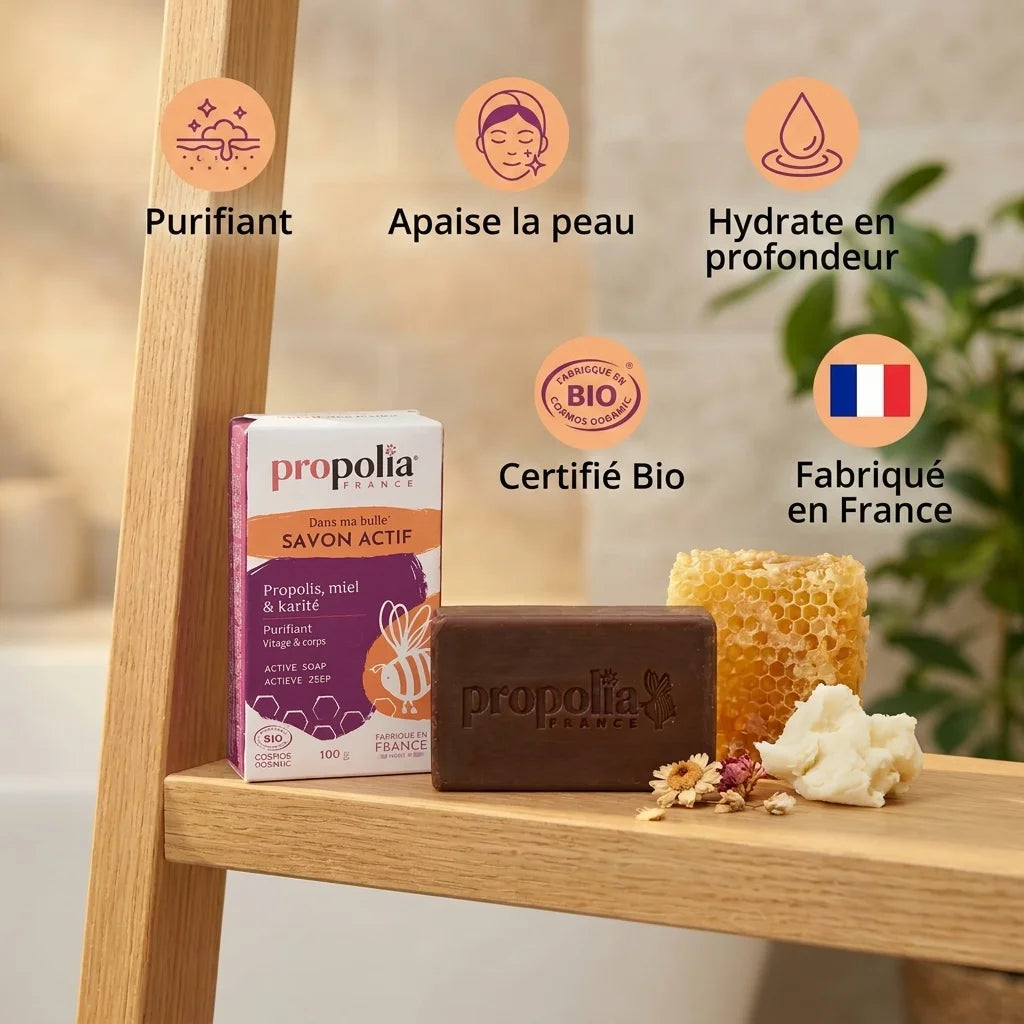 Savon bio Propolia propolis miel karité certifié, étagère bois, bénéfices affichés