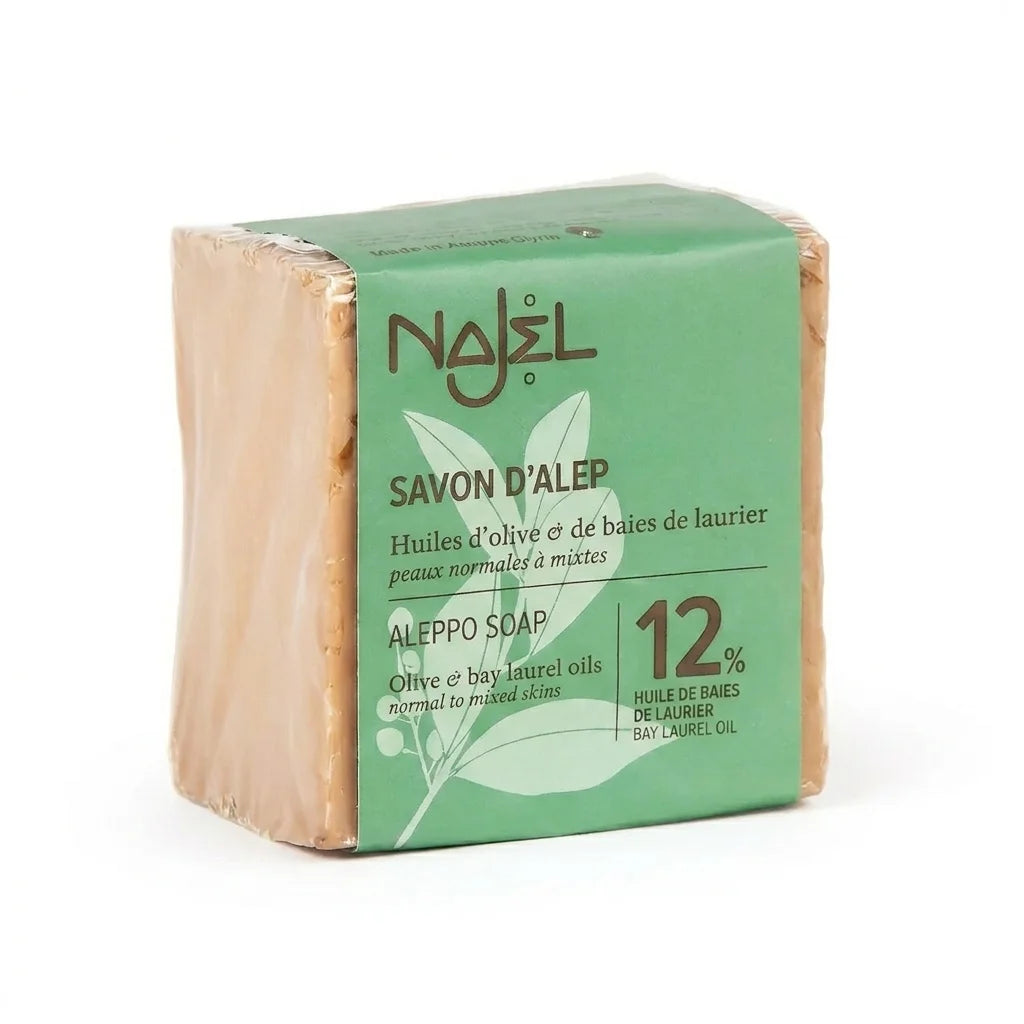 Savon d'Alep Najel 12% HBL avec étiquette verte sur fond blanc