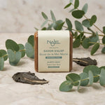 Savon d'Alep Najel à la boue de la mer Morte sur marbre avec eucalyptus