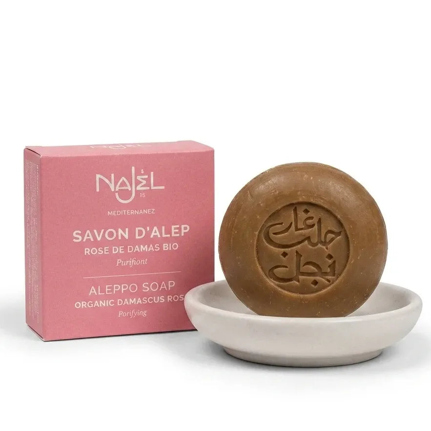Savon d'Alep bio Najel à la rose de Damas sur céramique blanche