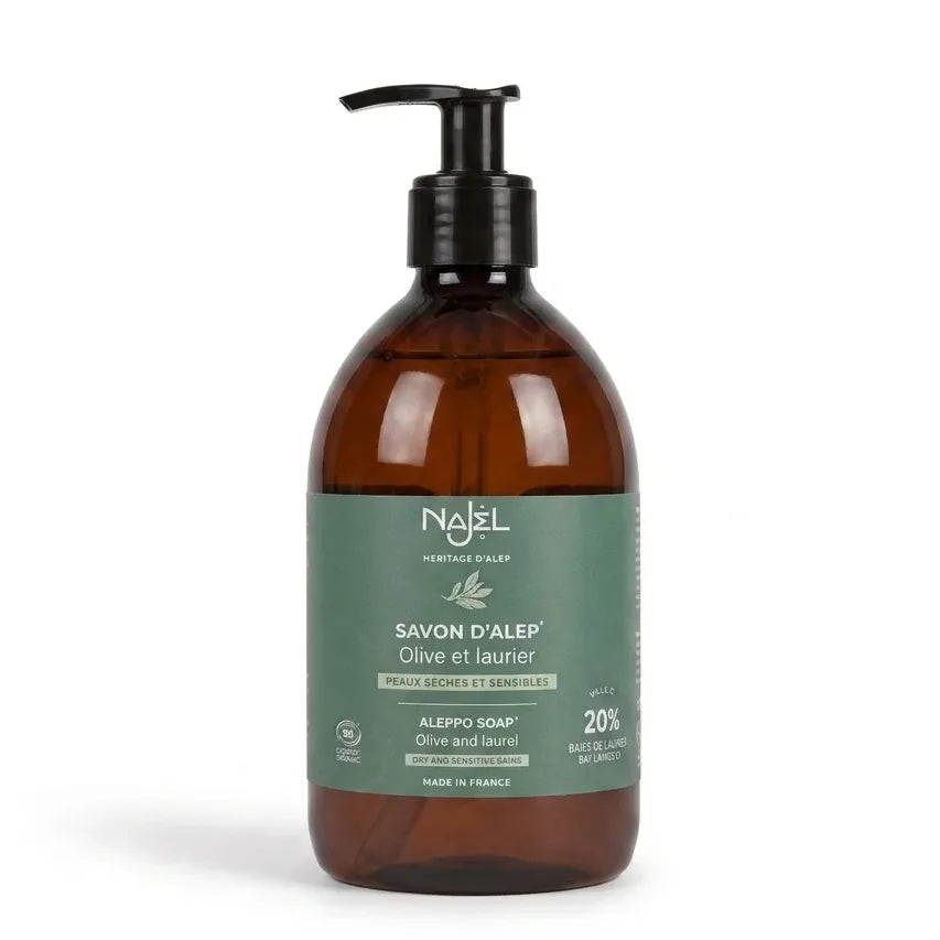 Savon d'Alep liquide Najel 20% HBL certifié bio en flacon pompe ambré sur fond blanc