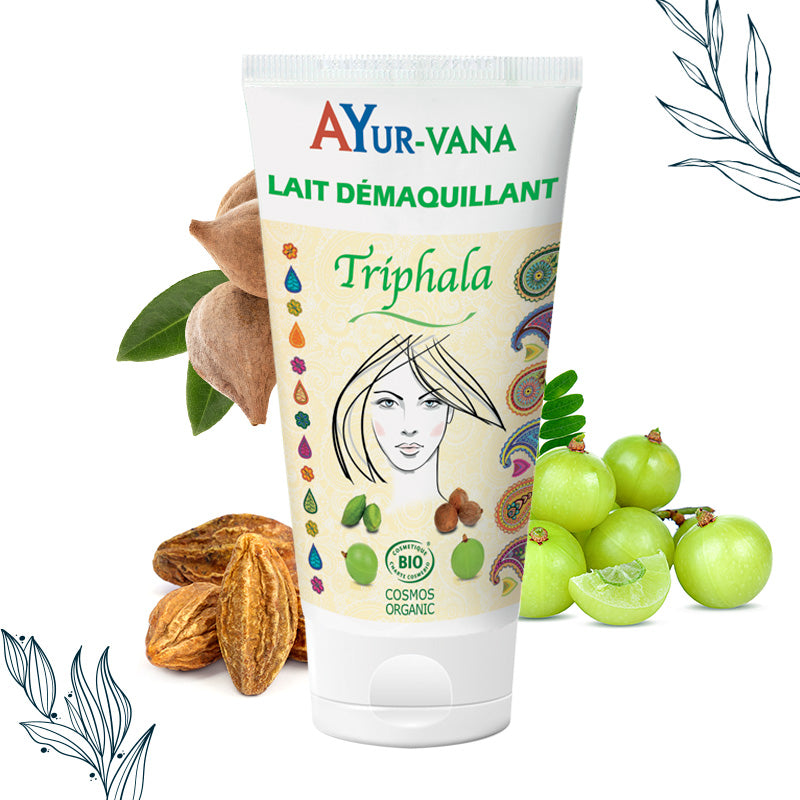 Tube de 150 ml de lait démaquillant au Triphala de la marque Ayurvana
