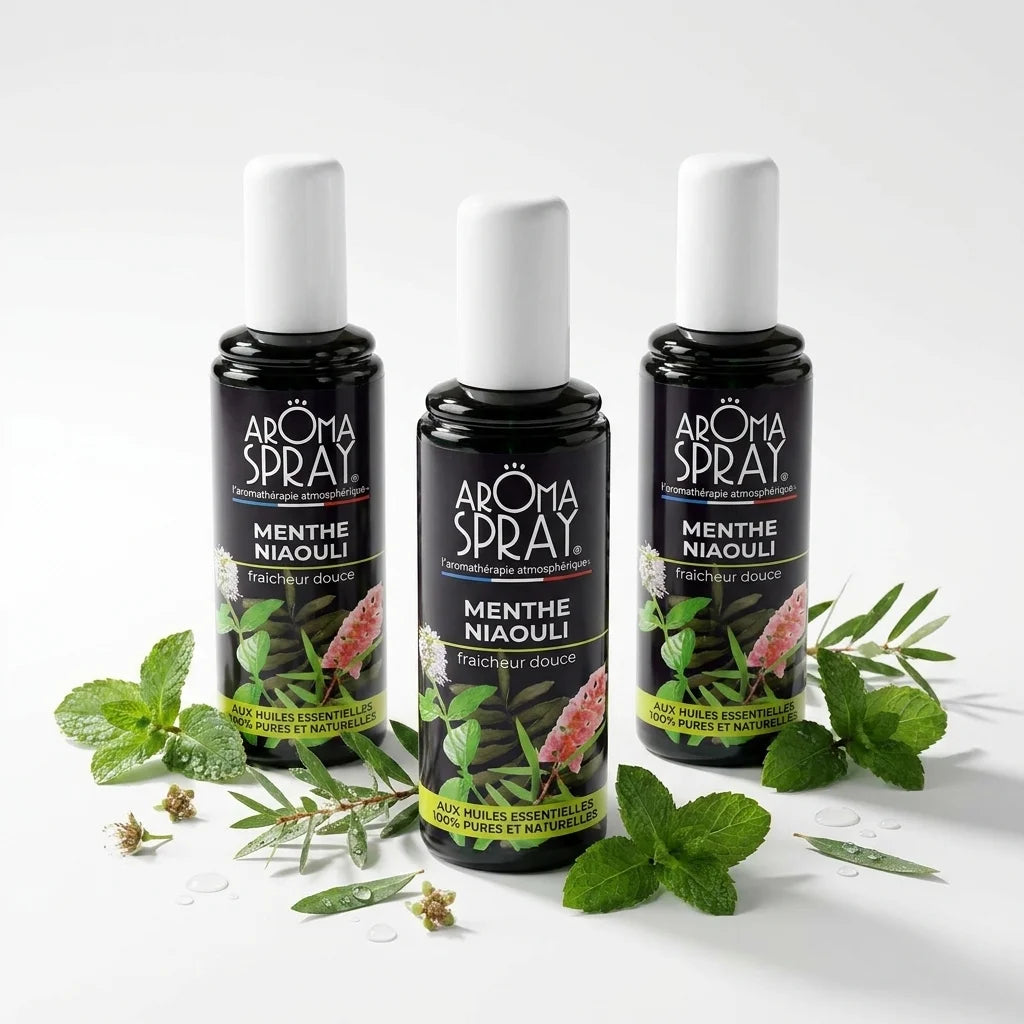 Trois spray d'ambiance Menthe Niaouli Aromaspray alignés sur fond blanc
