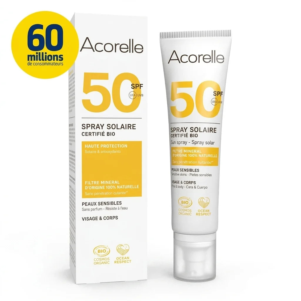 Spray solaire SPF 50 bio Acorelle avec label certifié, fond blanc studio