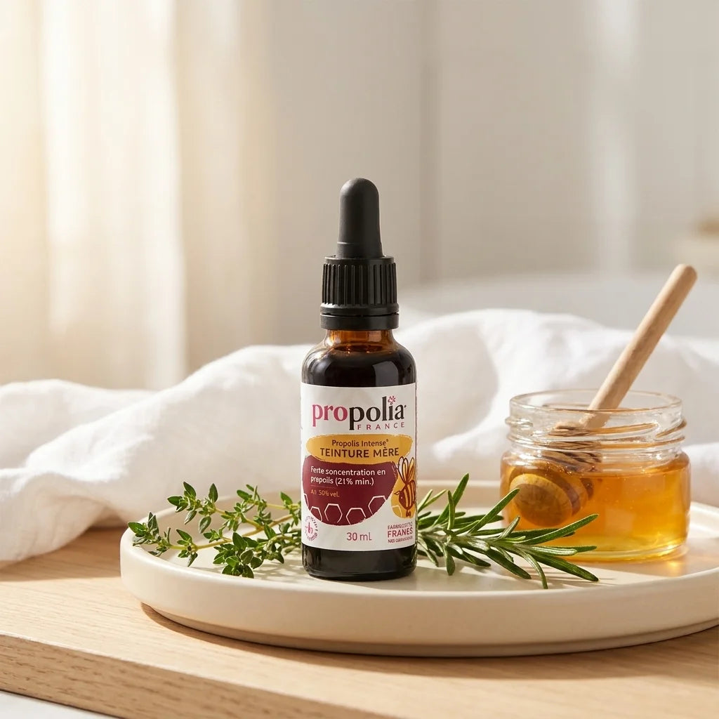 Teinture mère propolis brune Propolia flacon 30ml avec étiquette blanche et bordeaux