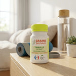 Graine Sauvage Tribulus extrait vegan en gélules sur table de nuit moderne avec accessoires fitness