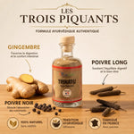 Trikatu Ayurvana avec gingembre, poivre noir et long pepper sur bois naturel
